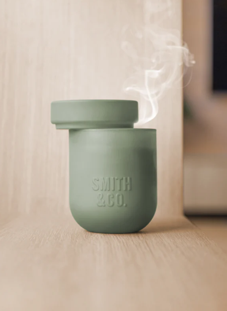 Amber & Freesia Scented Candle