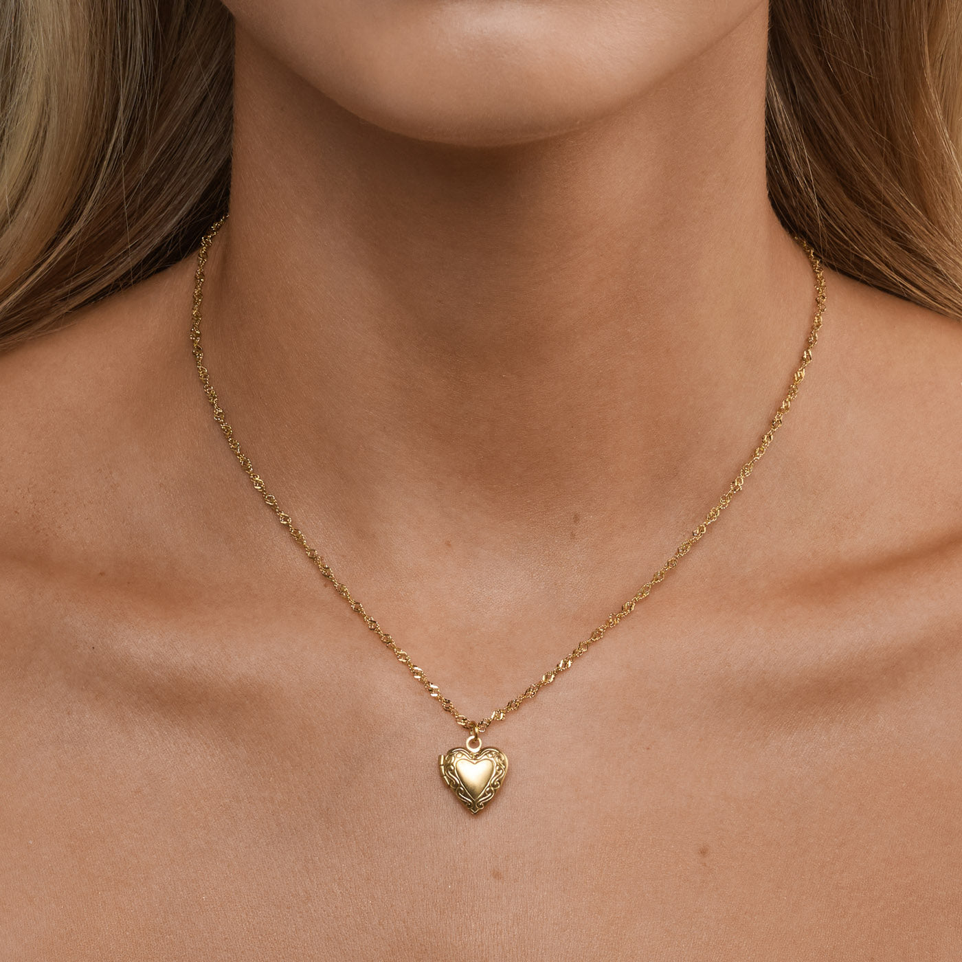 Vera - Heart Locket Necklace Stainless Steel - Gold