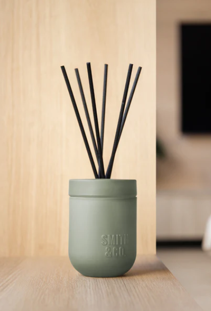 Amber & Freesia Diffuser 200ml