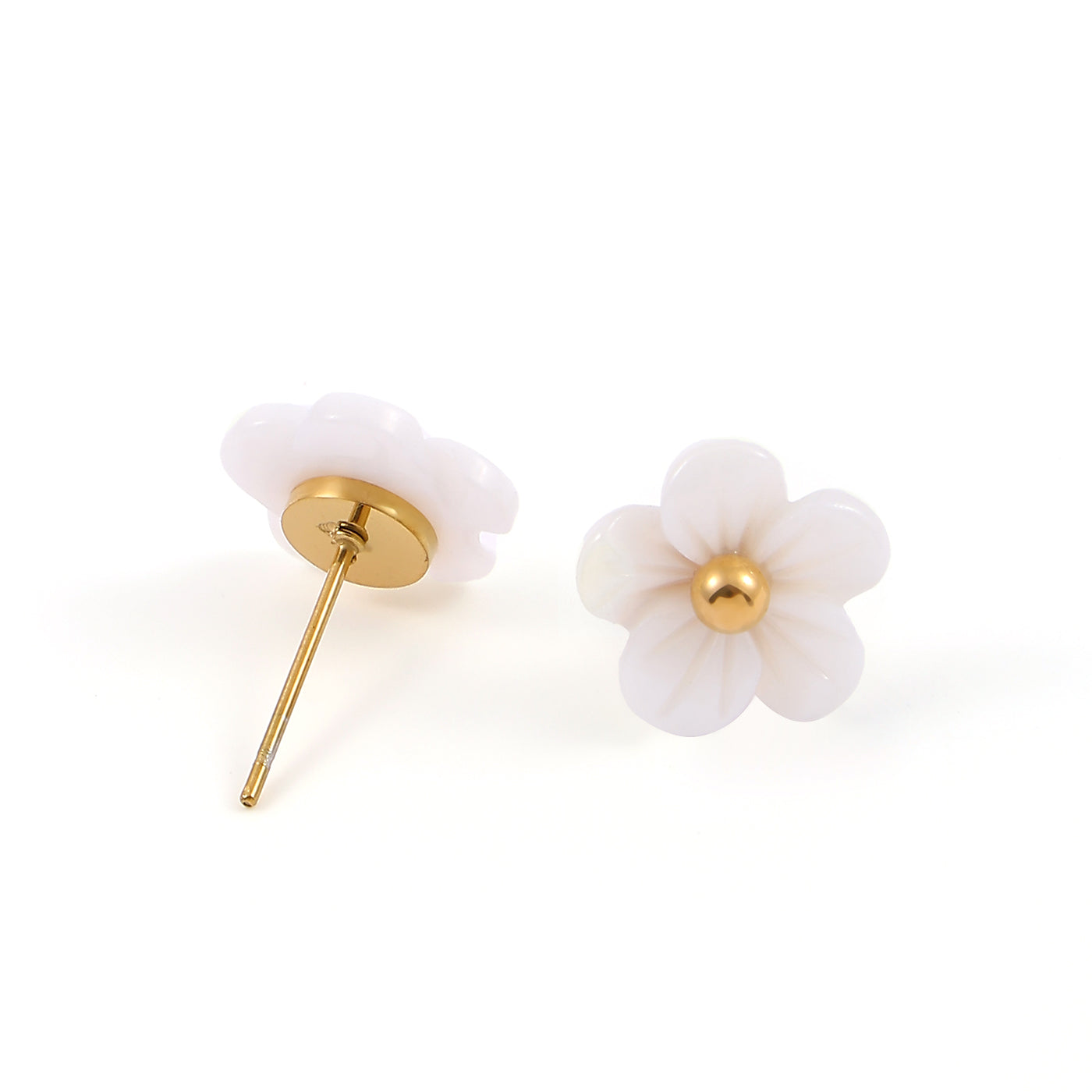 Ellen - White Flower Stud Earrings