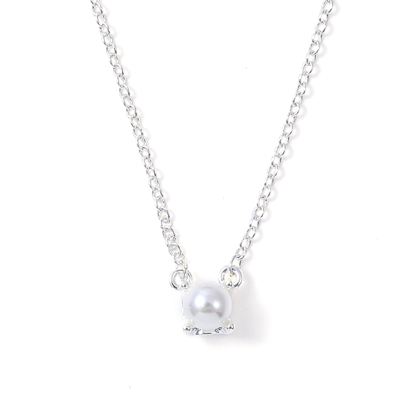 Essie - Small Pearl Dangling Necklace - Silver