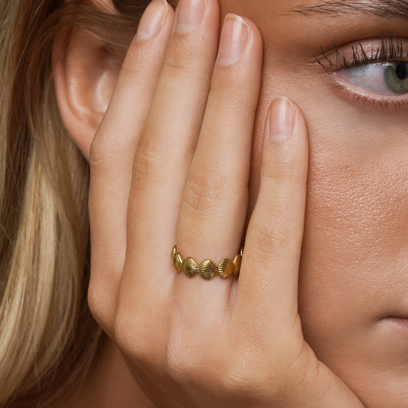 Ane - Seashell Adjustable Ring - Gold