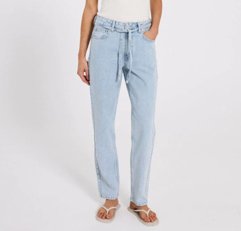 Kenzie Relaxed Belt Jeans