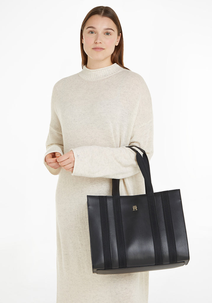 IDENTITY MED TOTE